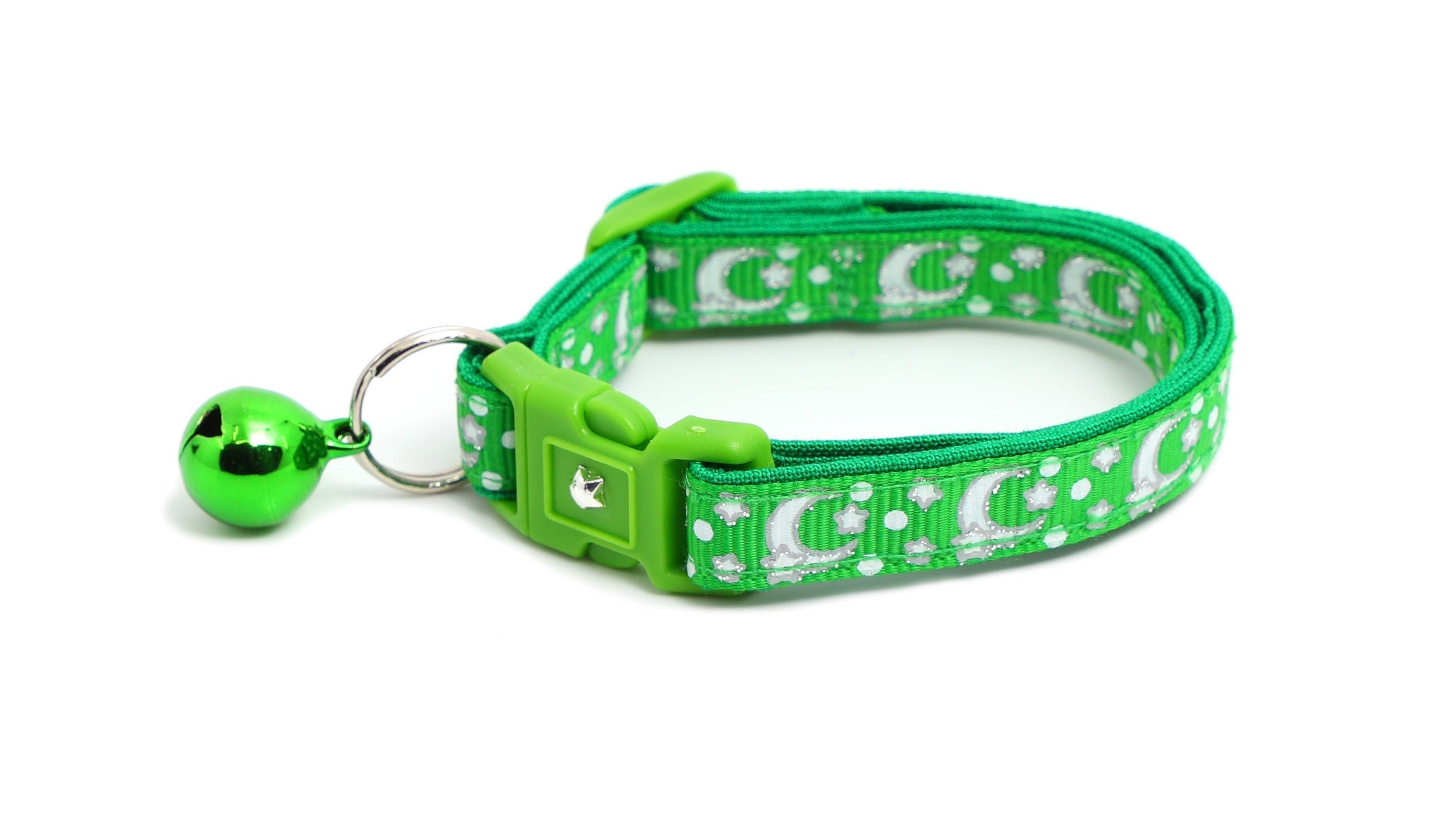 Silver Moons and Stars on Kelly Green Cat Collar