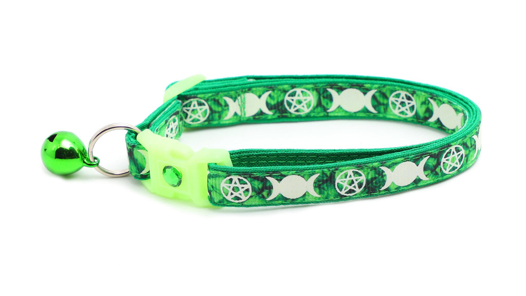 Witch's Familiar on Emerald Cat Collar